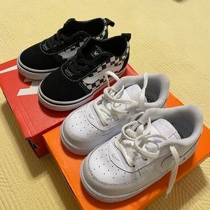 Toddler shoes size 8C